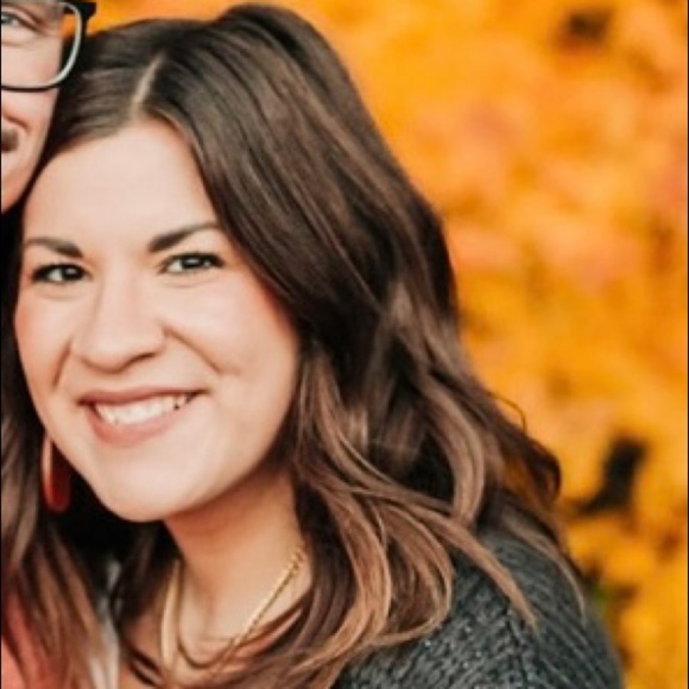 Meet your Posher, Mikaela